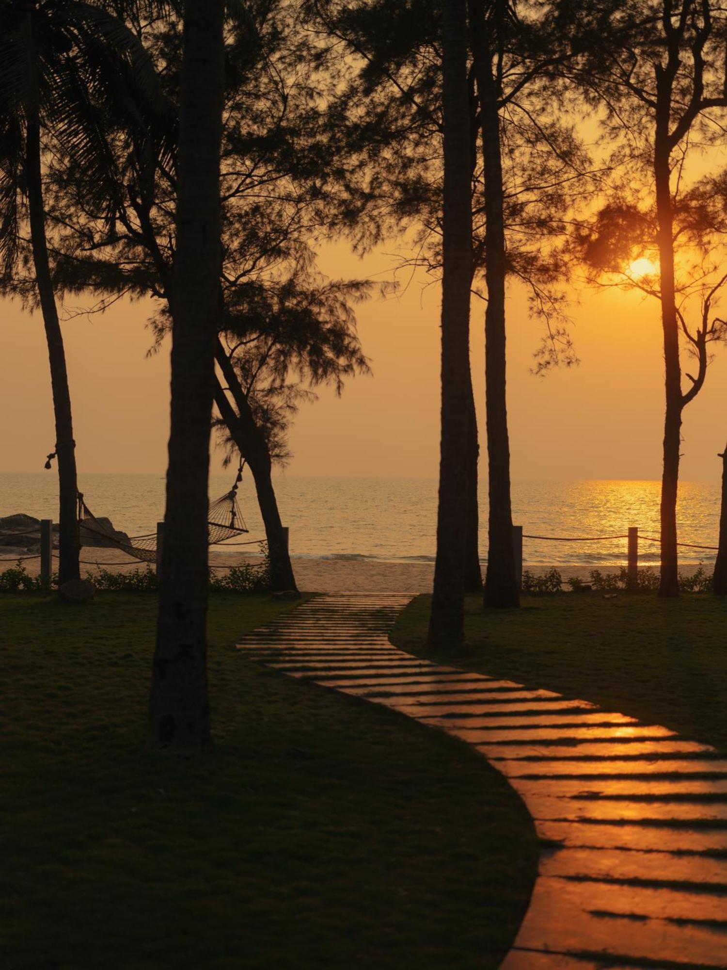 The Postcard On The Arabian Sea Hotel Udupi Exterior photo